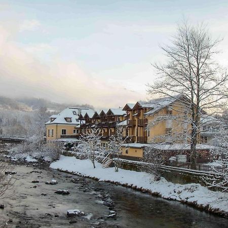 Hotel Restaurant Platzer Gmund in Karnten Bagian luar foto