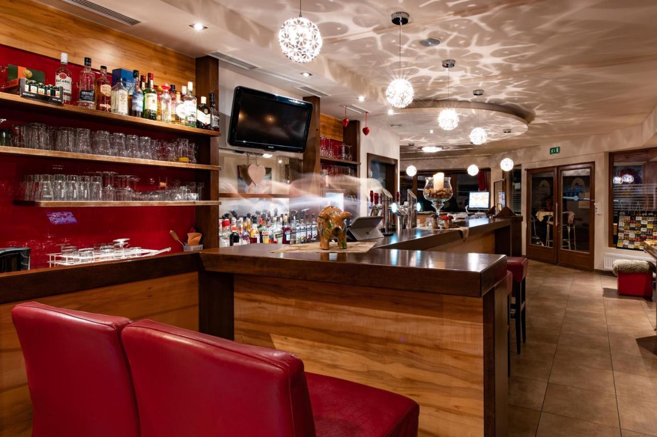 Hotel Restaurant Platzer Gmund in Karnten Bagian luar foto