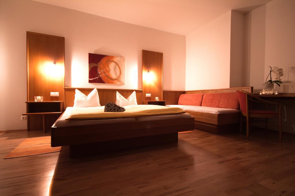 Hotel Restaurant Platzer Gmund in Karnten Ruang foto