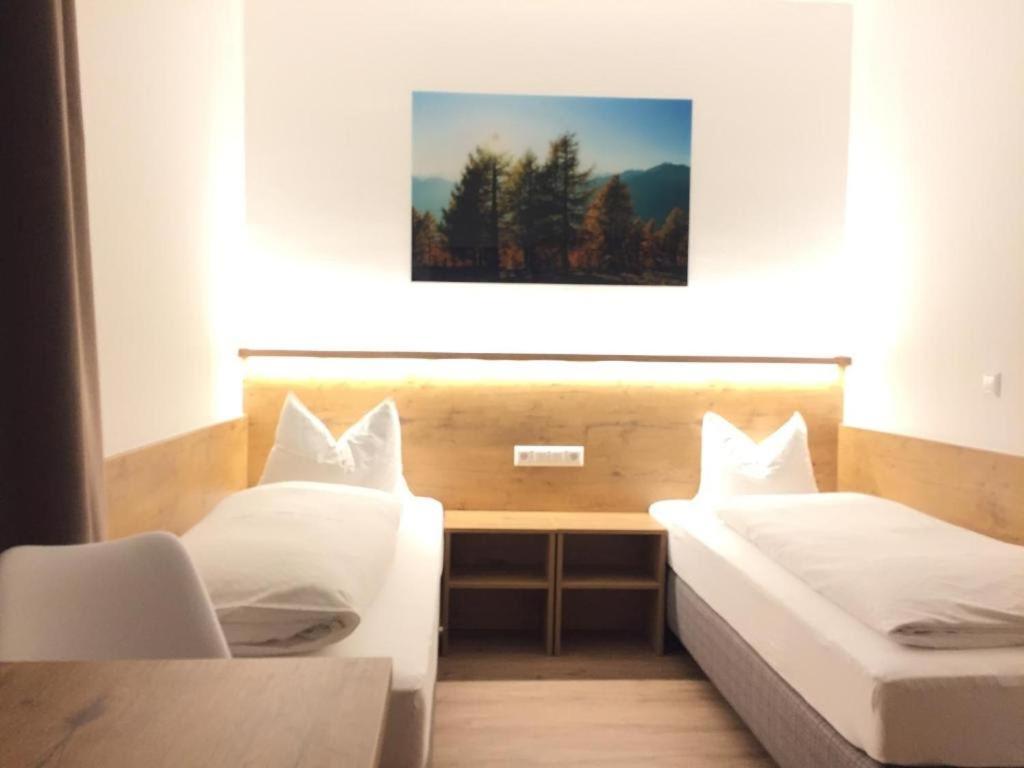 Hotel Restaurant Platzer Gmund in Karnten Bagian luar foto