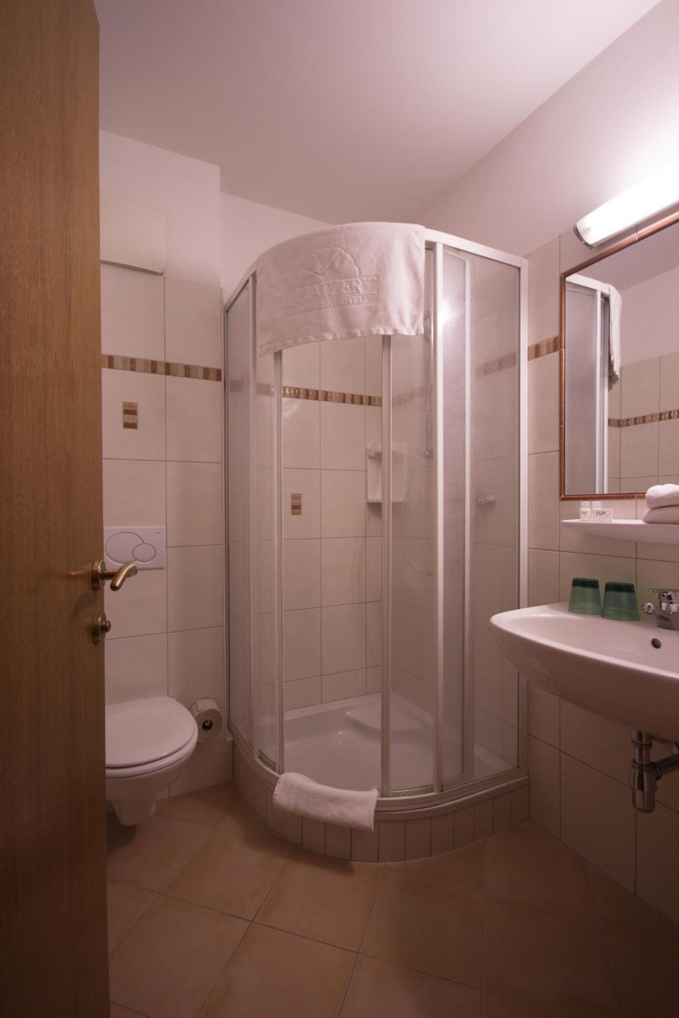 Hotel Restaurant Platzer Gmund in Karnten Bagian luar foto